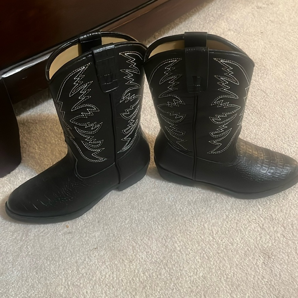 Boys cowboy boots